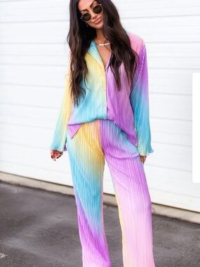 Lala Long Sleeve Plissé Set in Rainbow Daydream